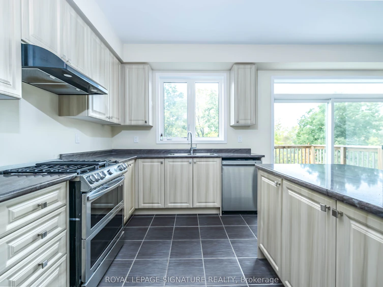 11 Fleming Crescent, Cayuga, ON, N3W 0C4 - 8