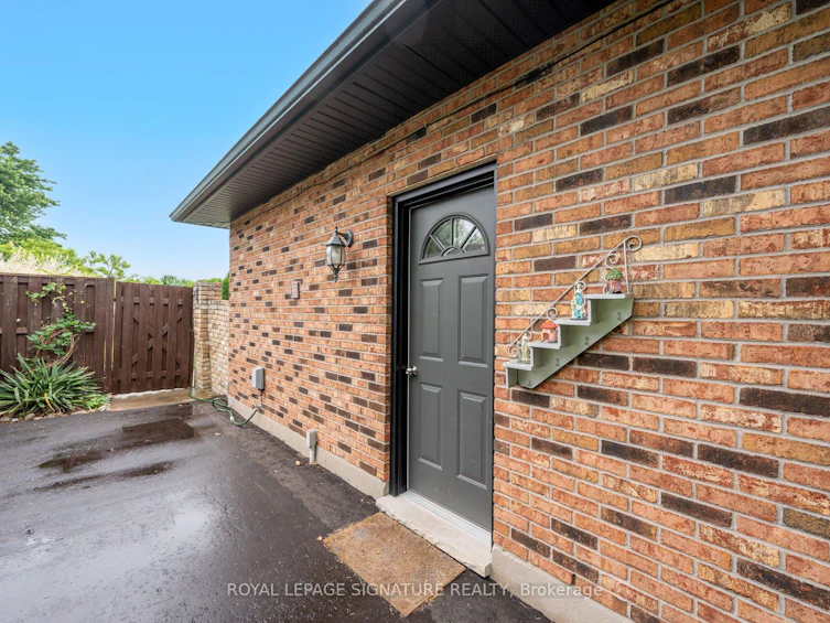 3 Kamps Crescent, Tillsonburg, ON, N4G 5H8 - 29