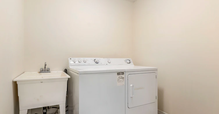 C15-619 Wild Ginger Avenue, Waterloo, ON, N2V 2X1 - 16