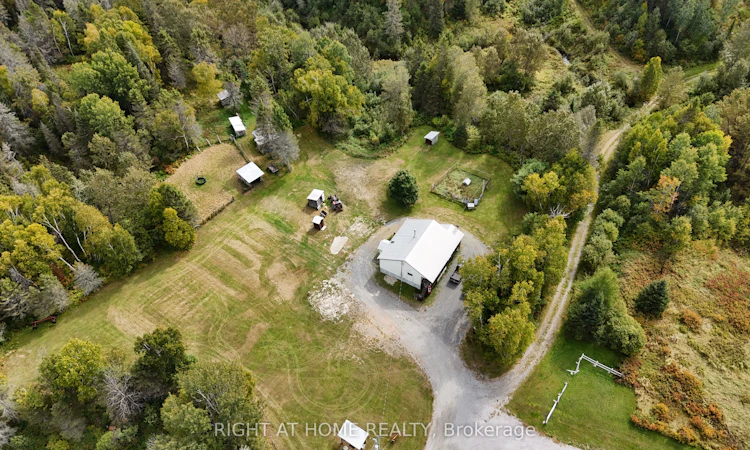 58 Bellefeuille Road S