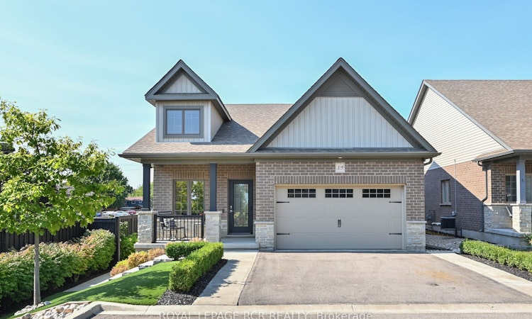19 Dover Lane
