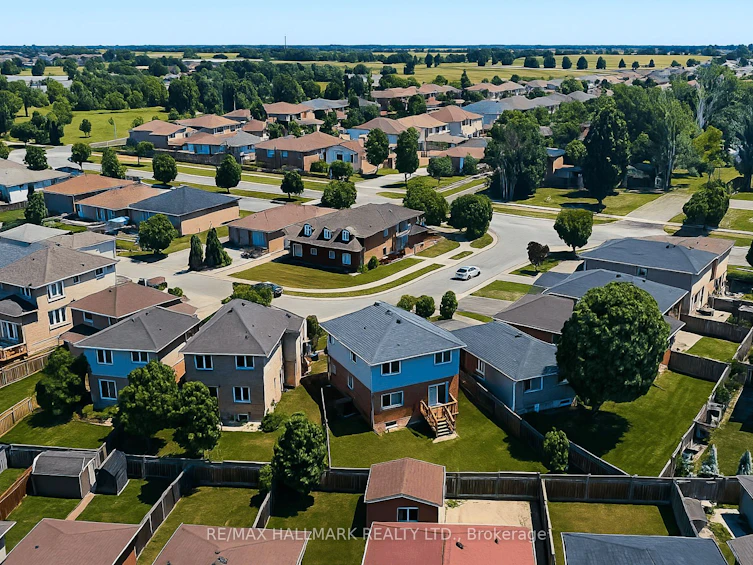 34 Marilyn Court, Hamilton, ON, L9B 2T5 - 13