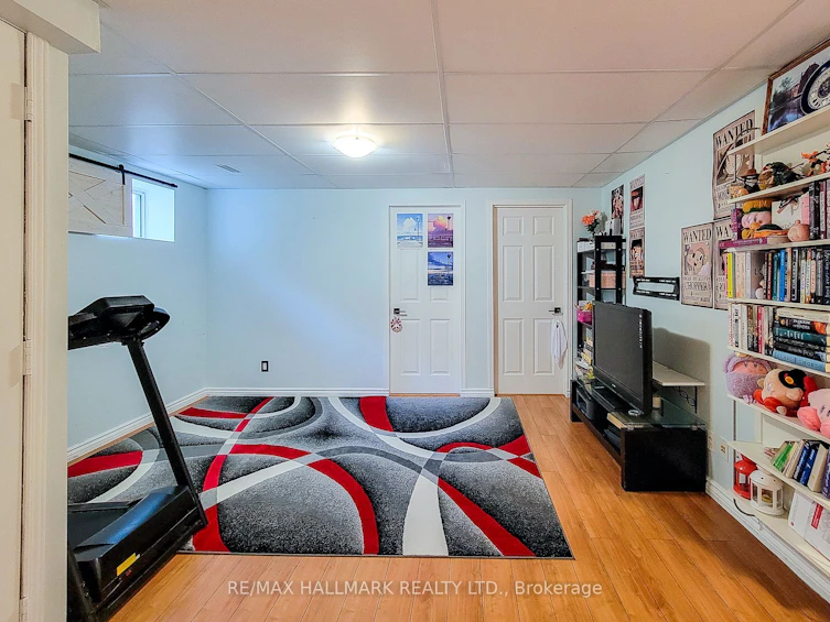 34 Marilyn Court, Hamilton, ON, L9B 2T5 - 43