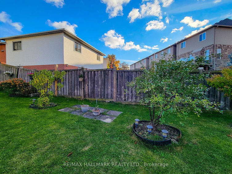 34 Marilyn Court, Hamilton, ON, L9B 2T5 - 12
