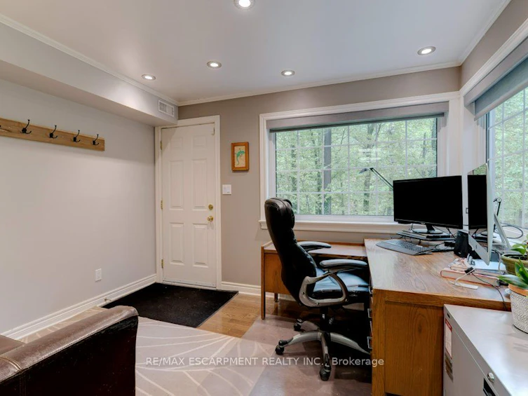 59 Park Road S, Grimsby, ON, L3M 4E7 - 35