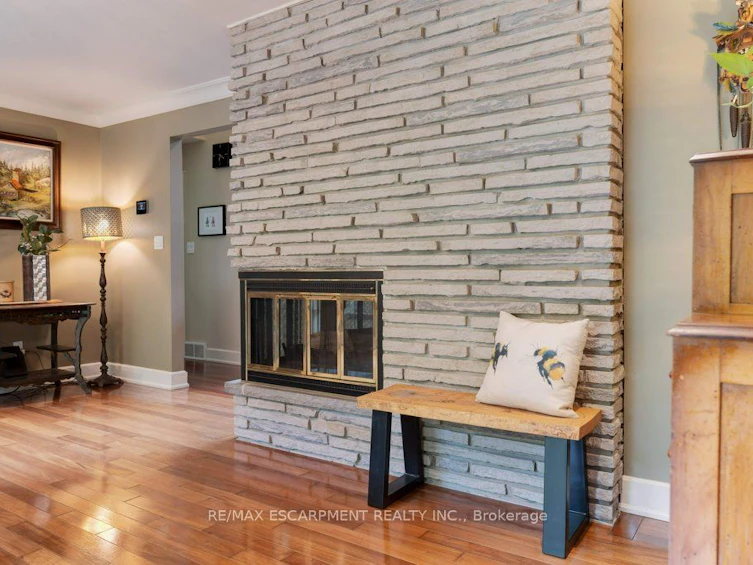 59 Park Road S, Grimsby, ON, L3M 4E7 - 9