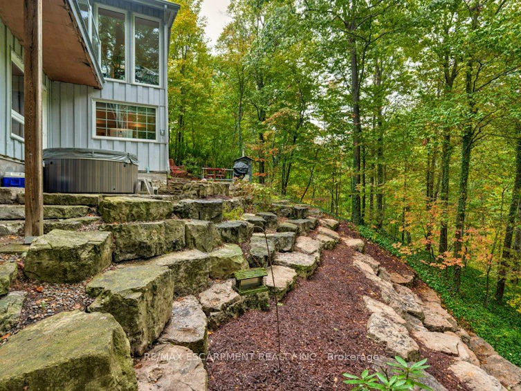 59 Park Road S, Grimsby, ON, L3M 4E7 - 46