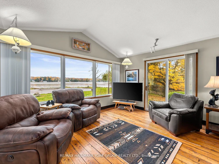 102 Albert Street, Kawartha Lakes, ON, K0M 1K0 - 6