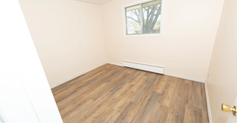 536 Glen Forrest Boulevard, Waterloo, ON, N2L 4J2 - 11