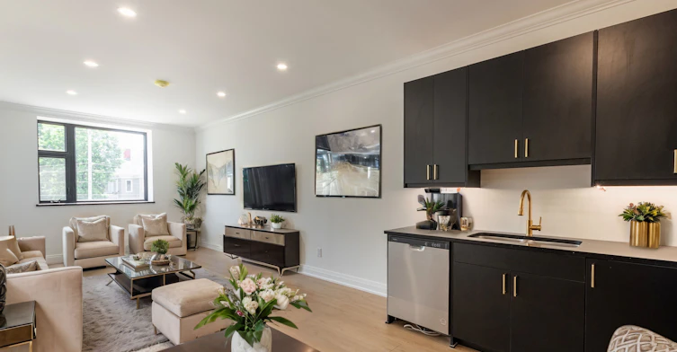 6-16 Hincks Street, St. Thomas, ON, N5R 5Z2 - 2