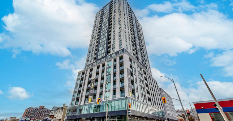 1308-49 Walnut Street S, Hamilton, ON, L8N 2L1