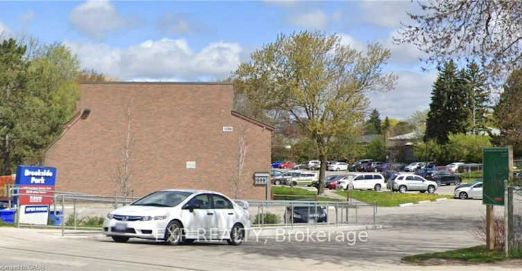 15-1200 Courtland Avenue, Kitchener, ON, N2C 1K7