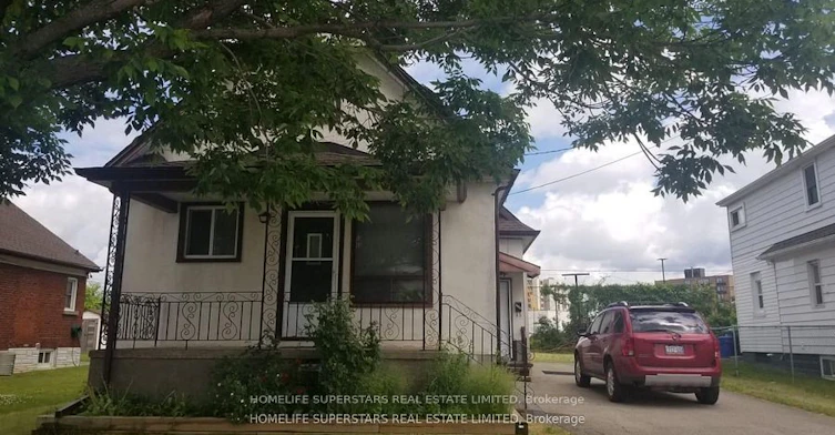 5740 Desson Avenue E, Niagara Falls, ON, L2G 3T4
