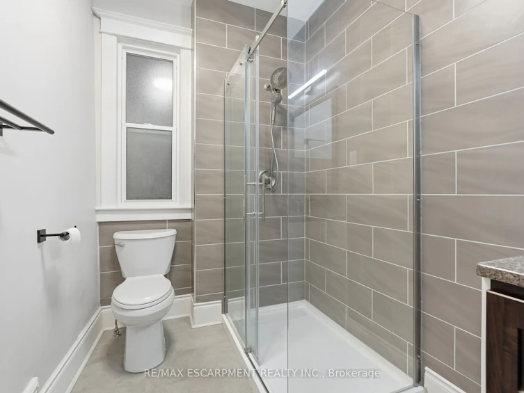 68-70 Robert Street N, Hamilton, ON, L8L 2P3 - 39