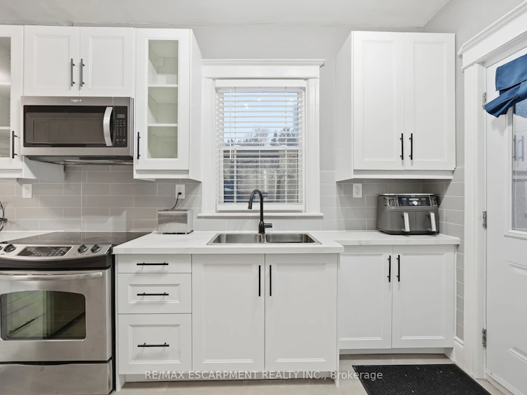 68-70 Robert Street N, Hamilton, ON, L8L 2P3 - 35