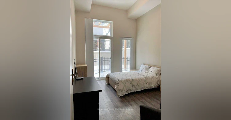 102-253 Albert Street, Waterloo, ON, N2L 3T7