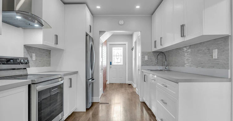 22 Harvey Street, Hamilton, ON, L8L 2L8 - 17