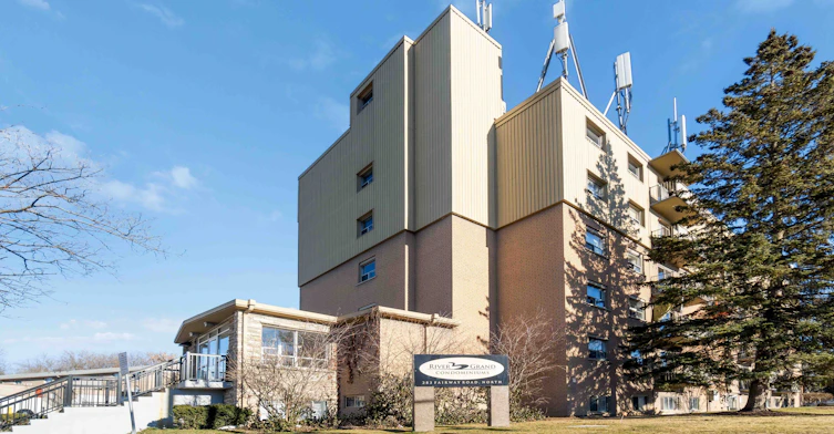 90-283 Fairway Road N, Kitchener, ON, N2A 2P1 - 4
