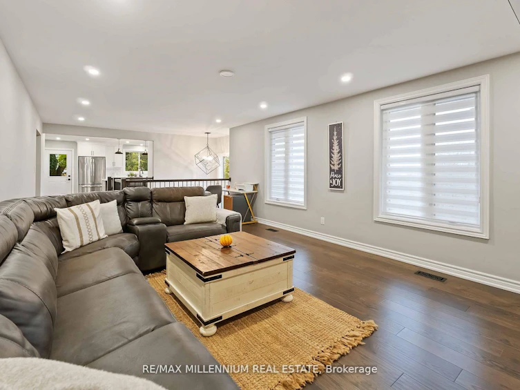 45 Bradley Street, St. Catharines, ON, L2T 1R5 - 7