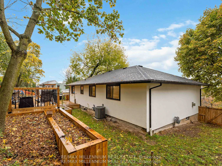 45 Bradley Street, St. Catharines, ON, L2T 1R5 - 29