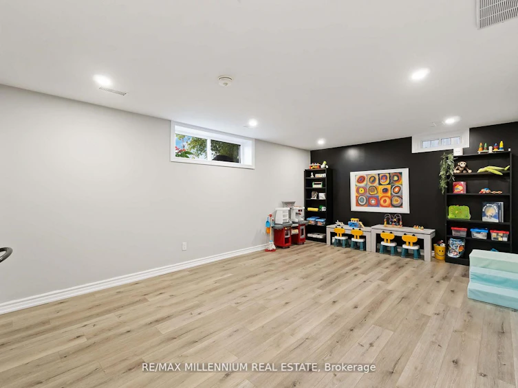 45 Bradley Street, St. Catharines, ON, L2T 1R5 - 24