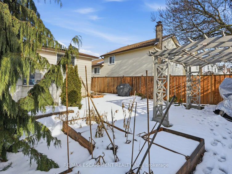 8 Elmore Drive N, Hamilton, ON, L8W 1T6 - 36