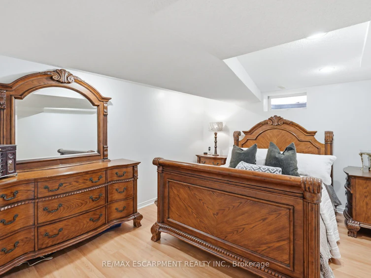 8 Elmore Drive N, Hamilton, ON, L8W 1T6 - 33