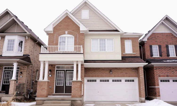 7777 Hackberry Trail