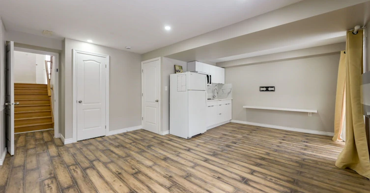 Lower Level b-96 Highgate Drive, Hamilton, ON, L8J 0C2 - 9