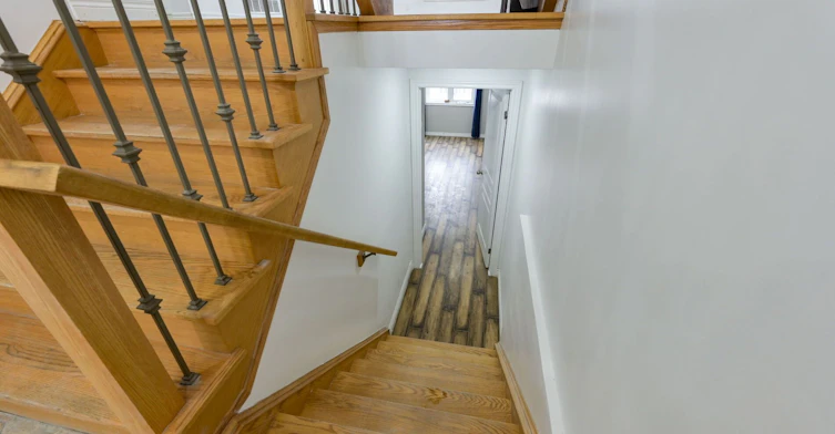 Lower Level b-96 Highgate Drive, Hamilton, ON, L8J 0C2 - 8