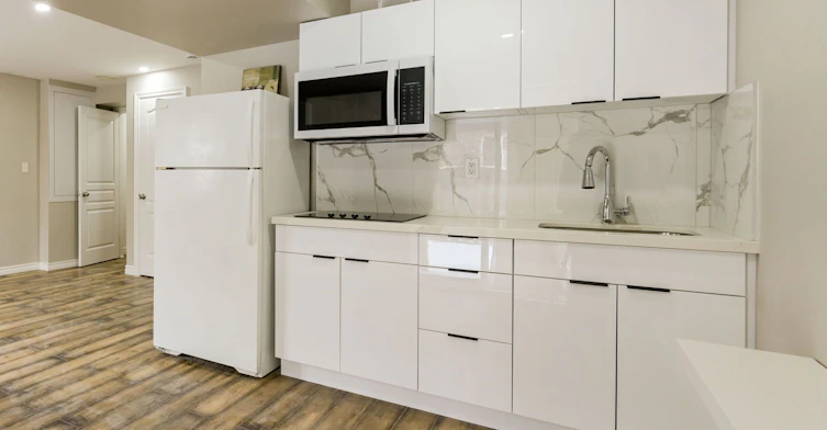 Lower Level b-96 Highgate Drive, Hamilton, ON, L8J 0C2 - 13