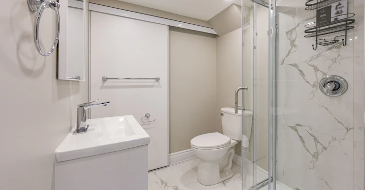Lower Level b-96 Highgate Drive, Hamilton, ON, L8J 0C2 - 16