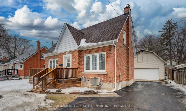 76 Brentwood Avenue