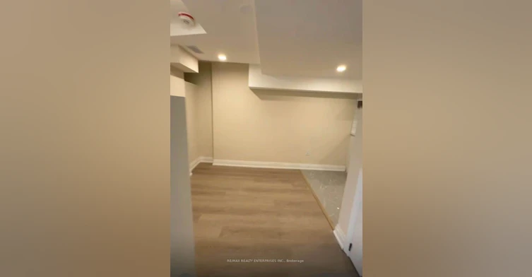 Lower - 2 Bedroom-60 Wakelin Terrace, St. Catharines, ON, L2M 4K9 - 3