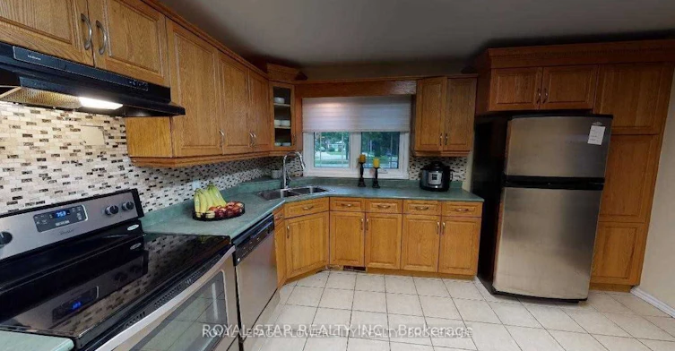 443 Castle Grove Court, London, ON, N6G 1L2 - 2