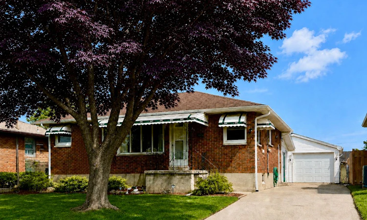 51 Spurgeon Drive