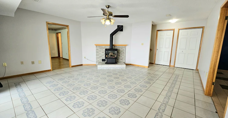 210 Main Street, Deseronto, ON, K0K 1X0 - 15