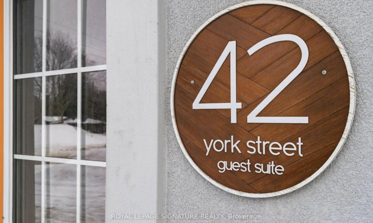 42 York Street