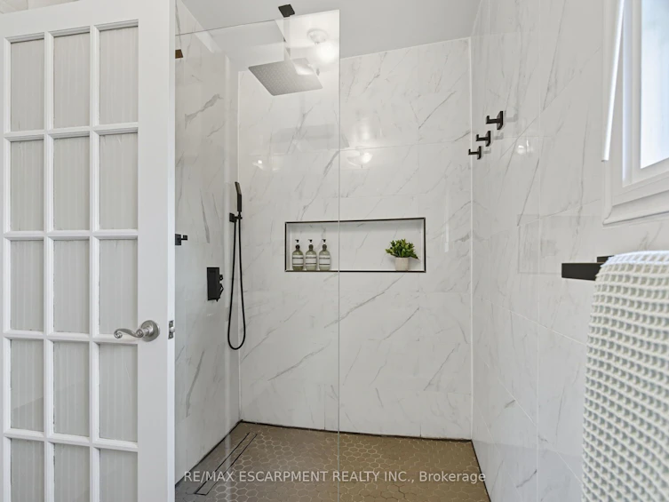 157 East 5th Street, Hamilton, ON, L9A 2Z7 - 26