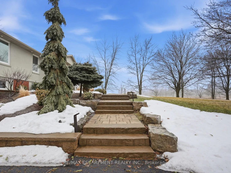 9389 Chippewa Road W, Hamilton, ON, L0R 1W0 - 42