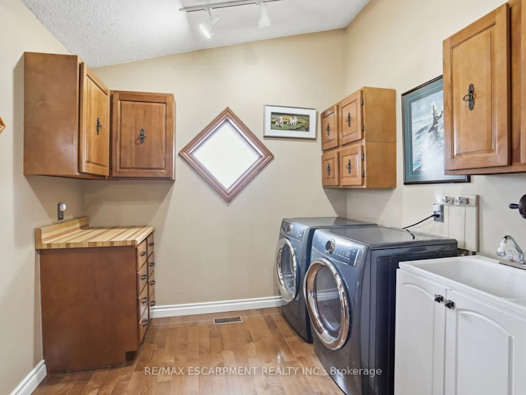 9389 Chippewa Road W, Hamilton, ON, L0R 1W0 - 35