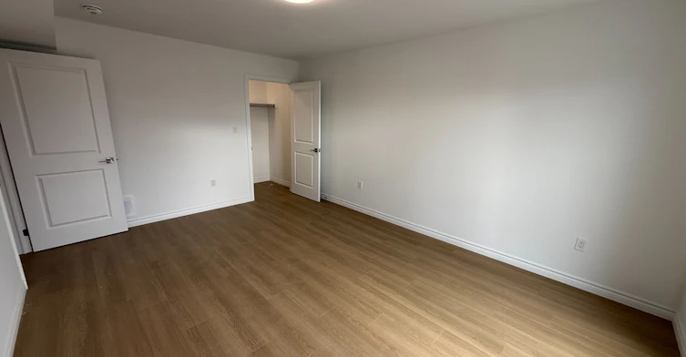 11-2 Slessor Boulevard, Grimsby, ON, L3M 3T2 - 14