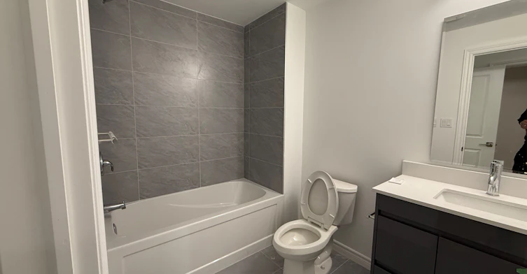 11-2 Slessor Boulevard, Grimsby, ON, L3M 3T2 - 18