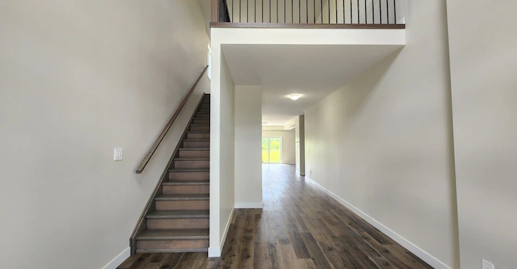 6837 Royal Magnolia Avenue, London, ON, N6P 0J6 - 2