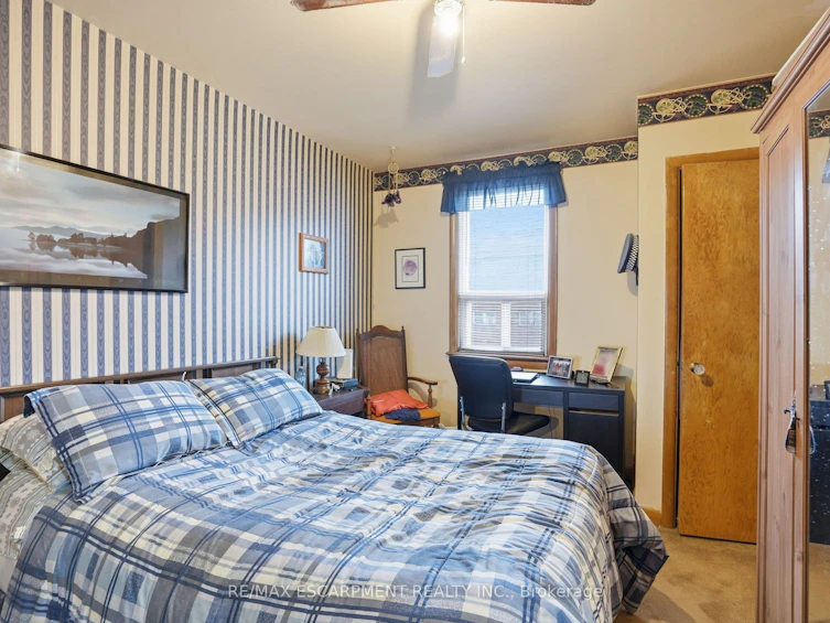 424 East 42nd Street, Hamilton, ON, L8T 3A9 - 9