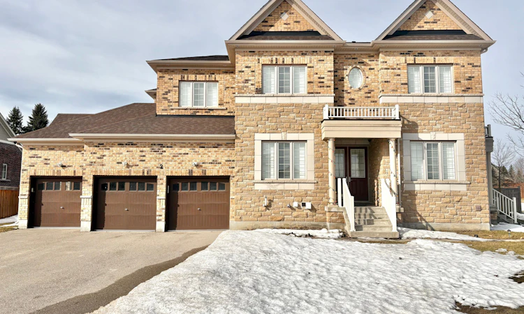 2 Anderson Avenue