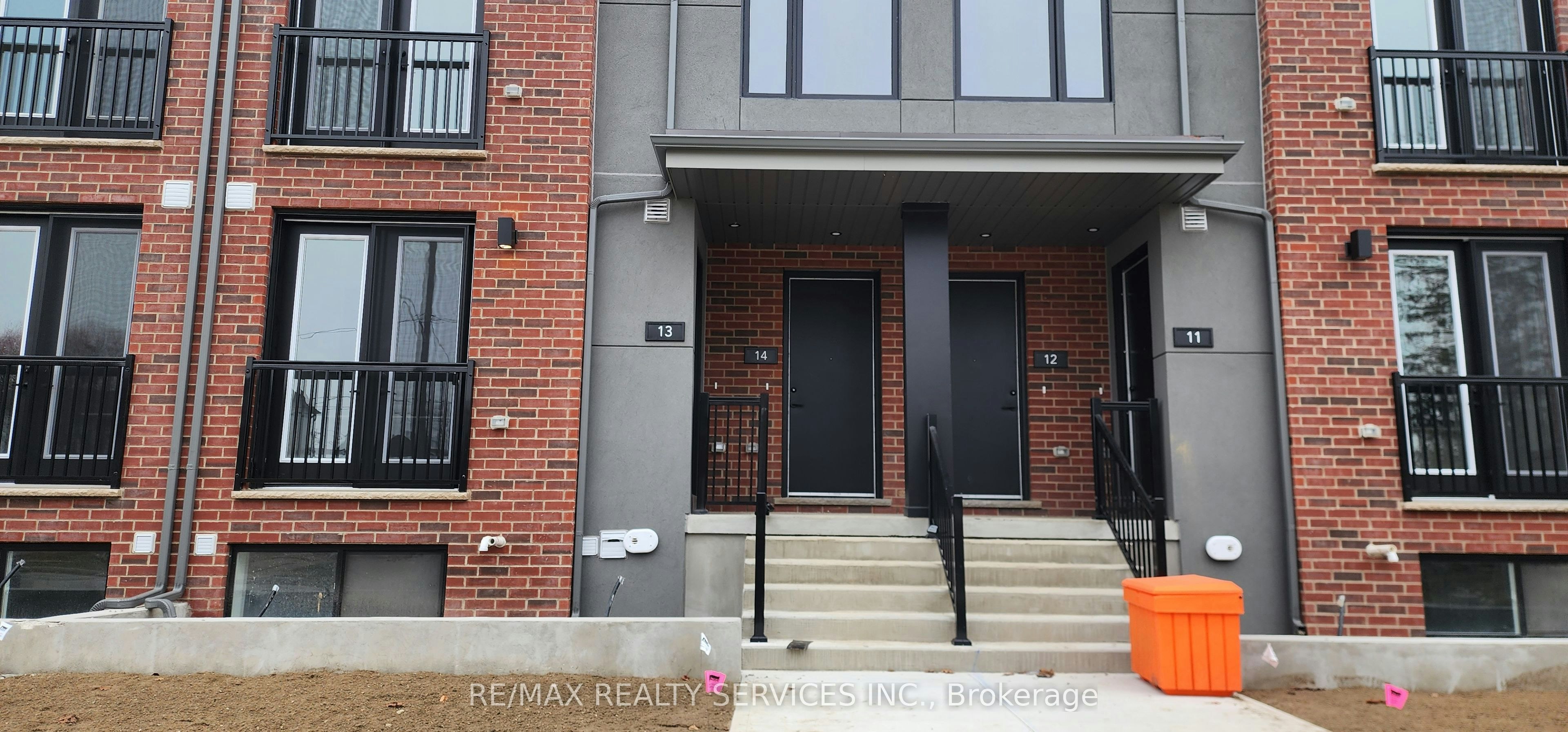 43-99 Roger Street, Waterloo, ON, N2J 1A4