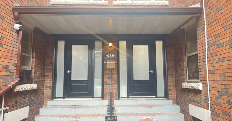 3-985 Main Street E, Hamilton, ON, L8M 1N3