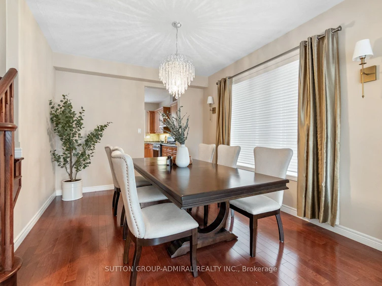 303 Winterburg Court, Waterloo, ON, N2V 2S8 - 6