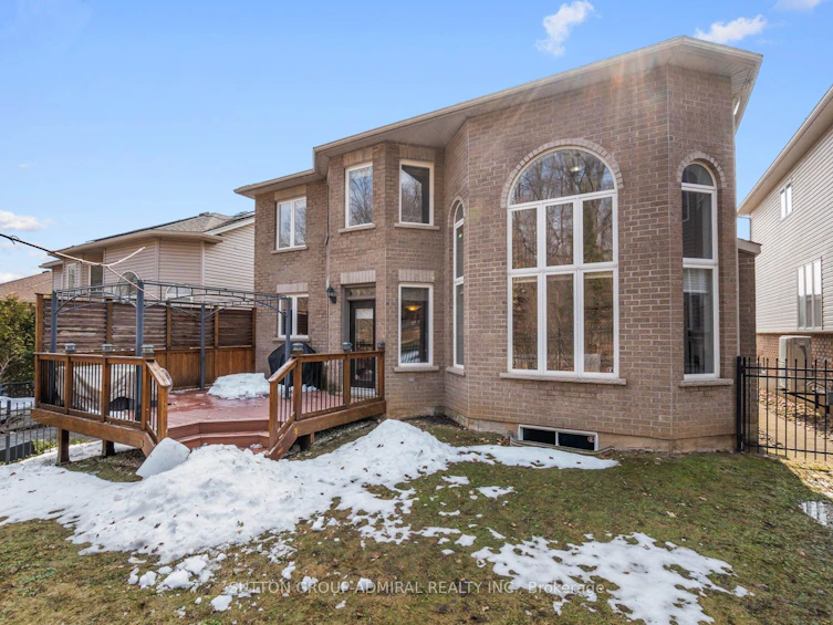303 Winterburg Court, Waterloo, ON, N2V 2S8 - 39